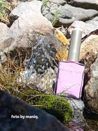 335 Rose Opal - jemná, růžovo-fialová barva odrážejí zářivé kouzlo opálu